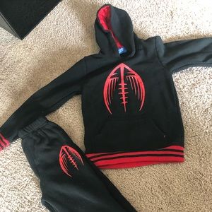 Boys football sweatsuit size 7
